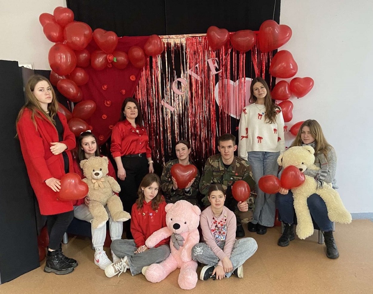 Mokinių taryba minėjo Šv. Valentino ir Lietuvos valstybės atkūrimo dieną