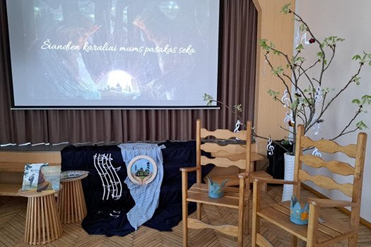 „Šiandien karaliai mums pasakas seka“