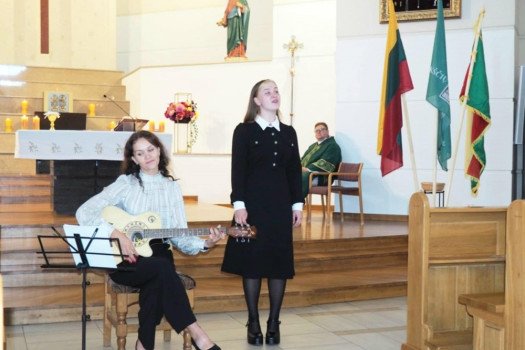 Mokslo metų pradžios šventė „Nuo žodžių iki sparnų“