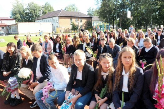 Mokslo metų pradžios šventė „Nuo žodžių iki sparnų“