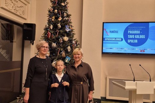 Vėl Nemakščių Martyno Mažvydo gimnazijos atstovai lankėsi LR Prezidentūroje