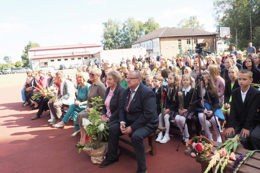 Rugsėjo taku į gimnaziją