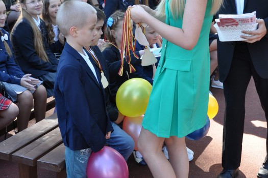 Rugsėjo taku į gimnaziją